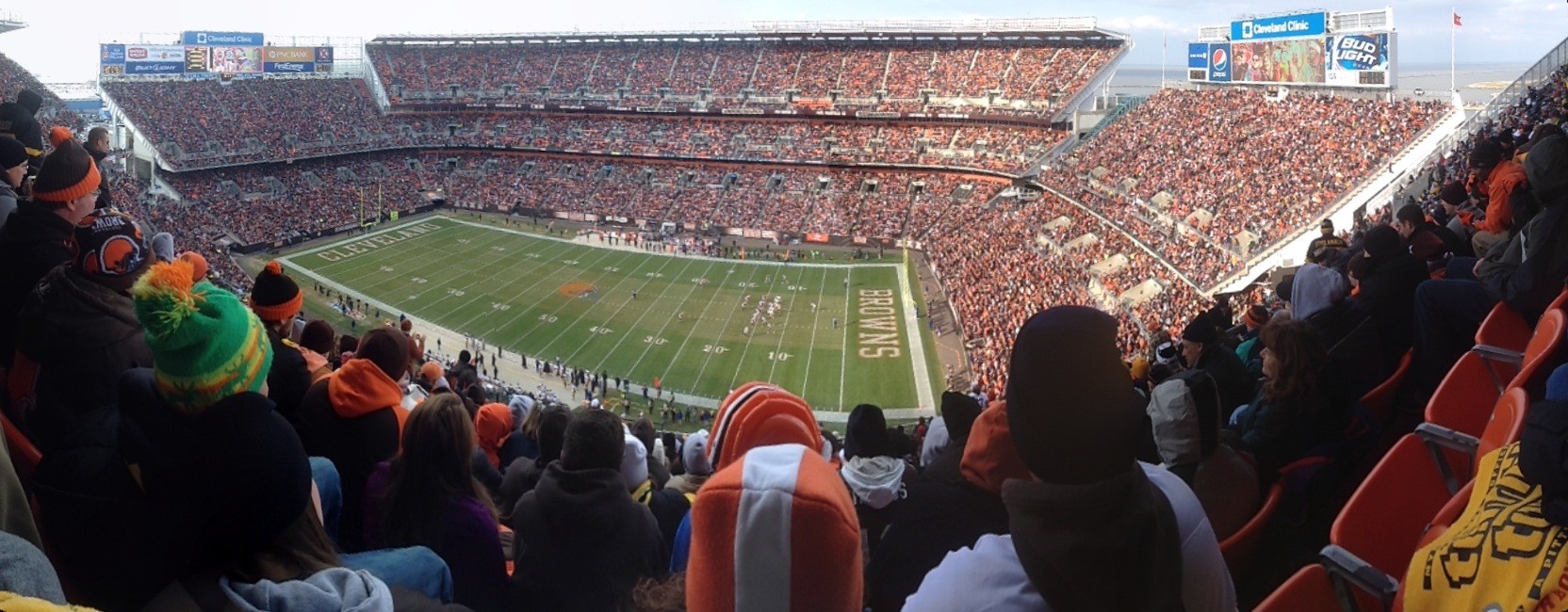Twitter is Like a Football Stadium | Keizer Karel Online